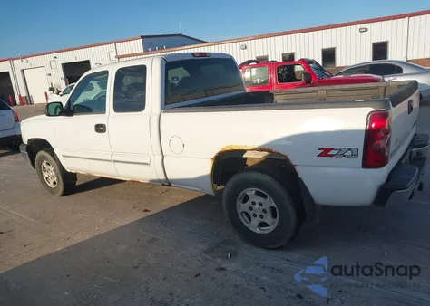 2003 Chevrolet Silverado 1500 Ls из США, поврежденный, VIN 1GCEK19T13E262152